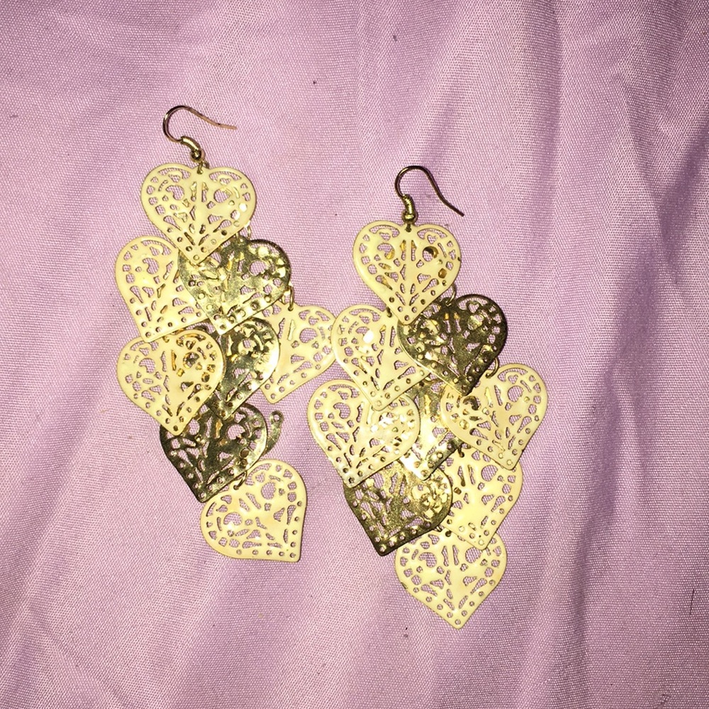 Heart dangle earrings